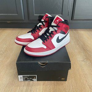 Nike Air Jordan 1 Mid Chicago, Men's Size 9.5